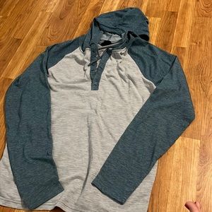 Oakley Hooded Lightweight Pullover